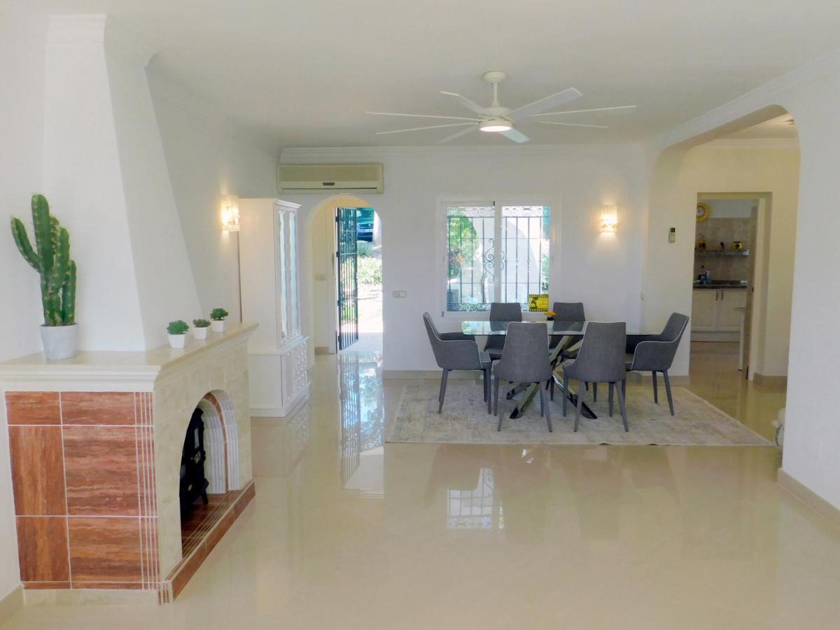 Casa El Paraiso Marbella Estepona Eksteriør billede