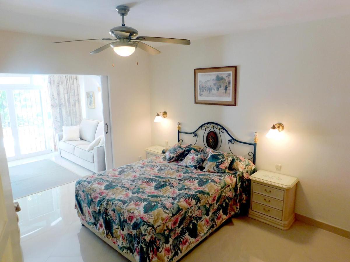 Casa El Paraiso Marbella Estepona Eksteriør billede